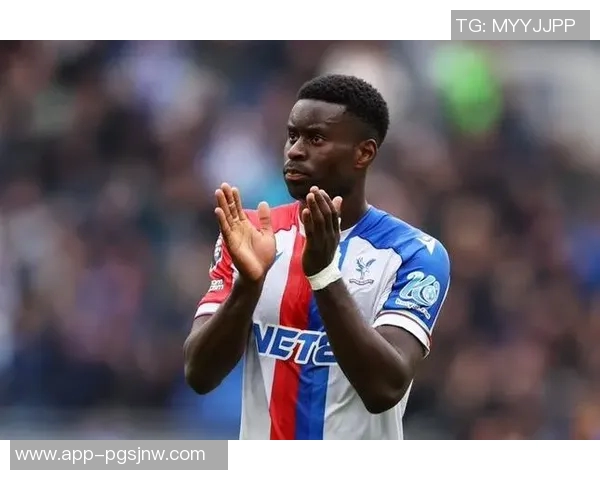 法尔克透露拜仁将格伊视为明夏中卫首选并计划一月谈判